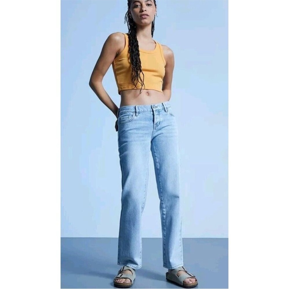 Pacsun Women’s Low Rise Straight Leg Jeans Sz 25 Light Wash